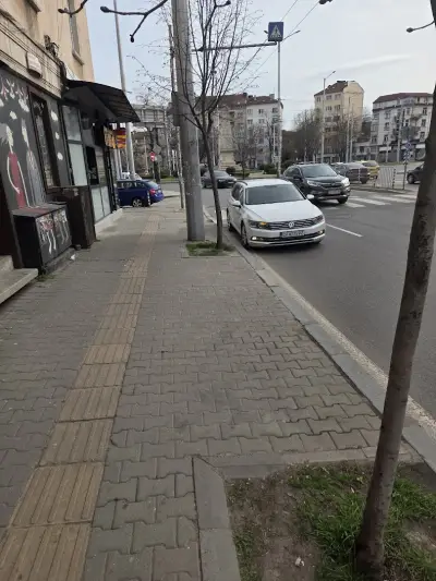 Мартинез Бутик София-Руски паметник