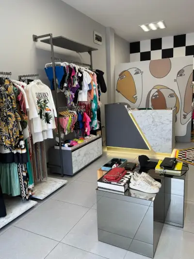 Love|Labels Fashion Boutique
