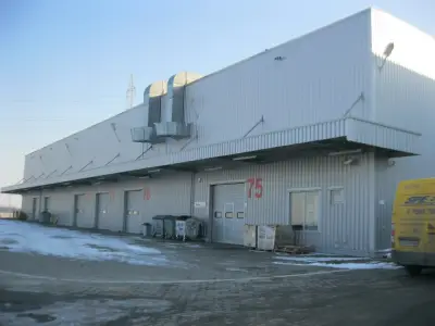 Складова база Юнивърсъл МДЛ Сервиз ЕООД