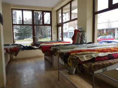 КОМФОРТ СТИЛ - Продажба на дрехи втора употреба на едро и на дребно