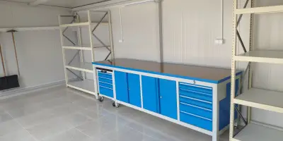 Стелажи за магазини и складове