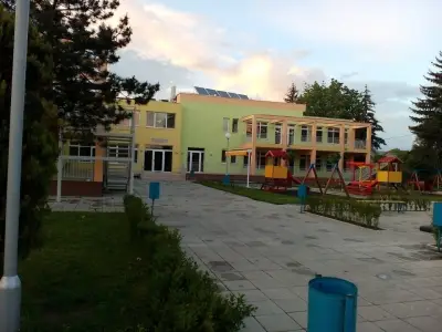ДГ 121 р-н Нови Искър
