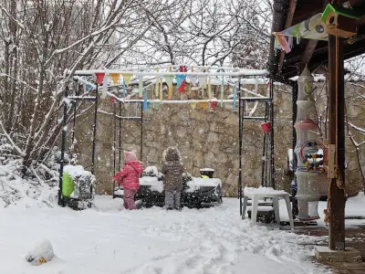 Частна детска градина и ясла "Растеж" / Growers Day Care
