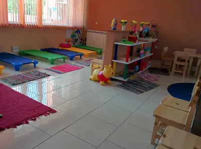 Частна детска ясла/градина "Децата обичат Монтесори"