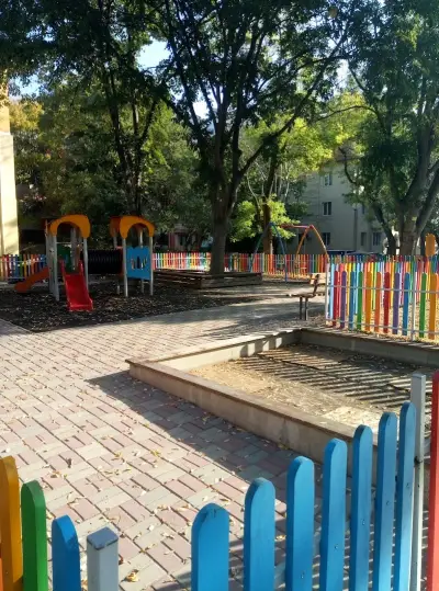 Детска площадка за игра