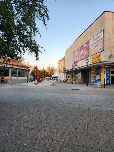 ФОНДАЦИЯ АНГЛИЙСКИ КЛУБ