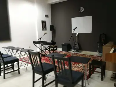 Учебен център MercurySchool - уроци, курсове, обучения, класове, кръжоци, работилници и др.