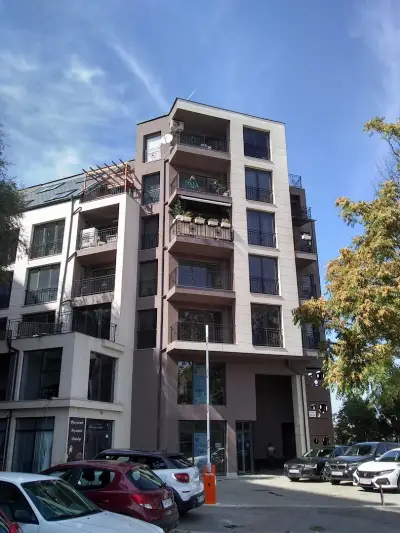 ОБРАЗОВАТЕЛЕН ЦЕНТЪР АДВАНС МЛАДОСТ