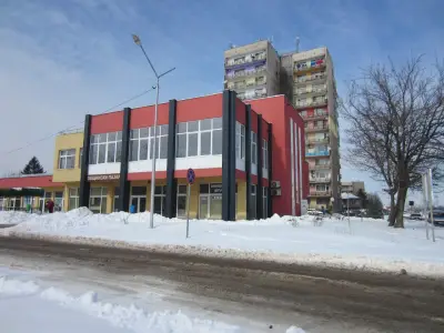 Община Лом