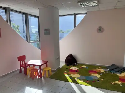 Център за езиково обучение на деца Fat Cat
