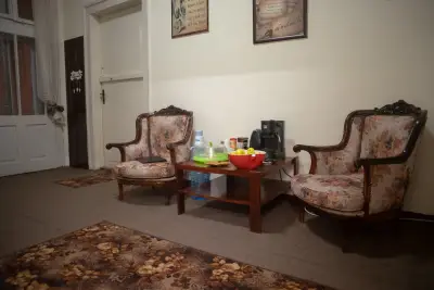HOME - Езиковият ти дом
