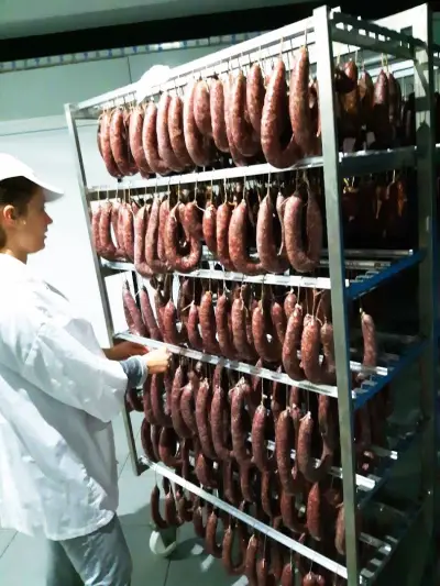 Млечни и месни продукти от Ферма "Под Балкана"