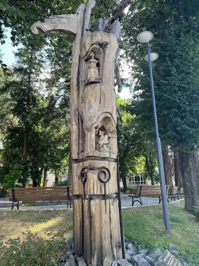 НОТАРИУС ЕЛЕНА ПЕТРОВА (589)