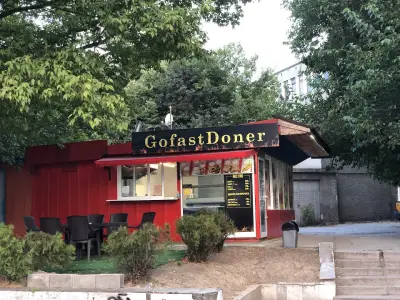 No Name Doner