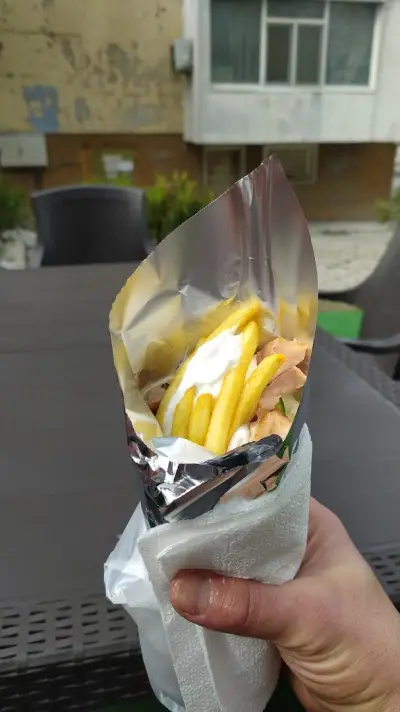 No Name Doner