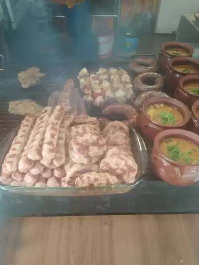 Скара на корем