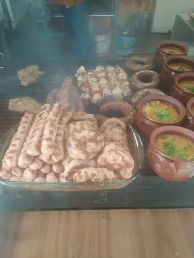 Скара на корем