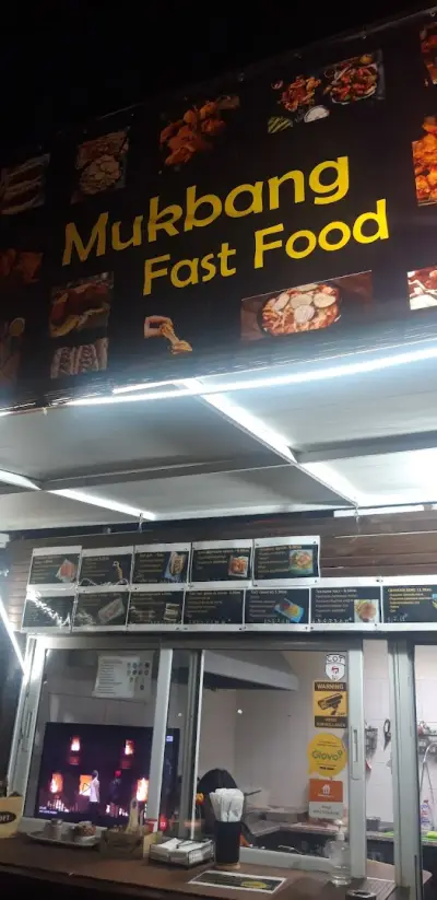 Mukbang fast food