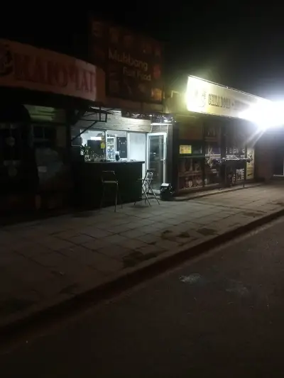 Mukbang fast food