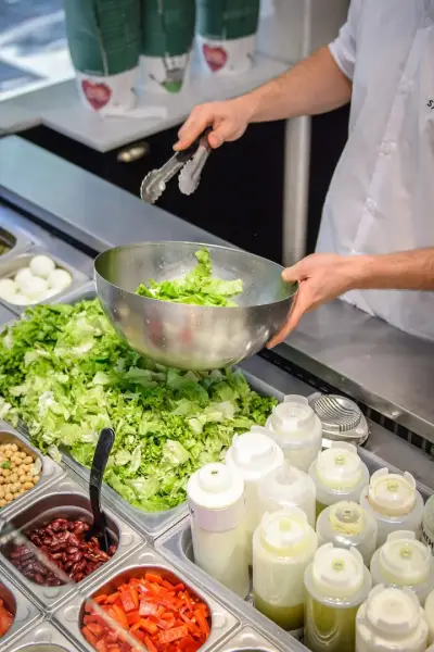 SALAD BOX RING MALL