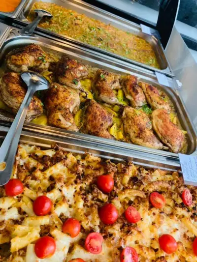 Queen lunch menu