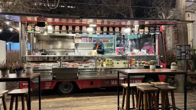 Mangi & Piangi Street Food ( ул. Иван Вазов 6 )
