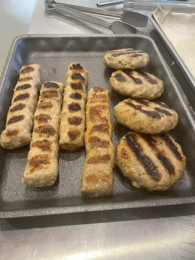 Ангел Джан бърза закуска