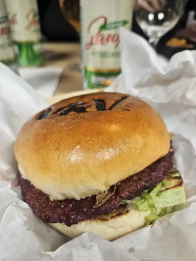 V&V Chicken and Burger