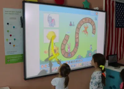 ENGLISH TRAIN RAKOVSKI / ЕЗИКОВ ЦЕНТЪР ИНГЛИШ ТРЕЙН