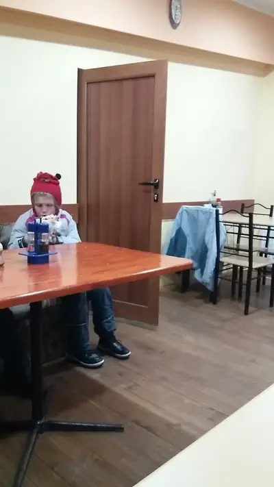 Заведение за бързо хранене ''Реката''