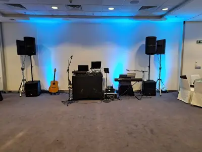 Dj Найден Найденов Дисководещ, Диджей за сватби, партита, осветление.