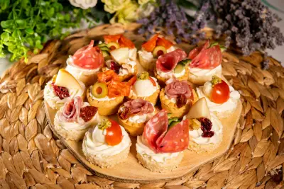 Дъ Кетъринг Къмпани - The Catering Company