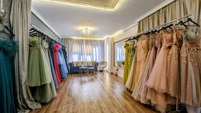 Carrie Bridal Boutique | Сватбени, булчински и официални рокли