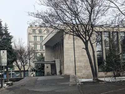 Дом на младоженците