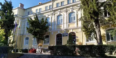 Средно училище „Васил Левски“