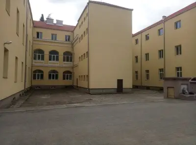 Средно училище „Васил Левски“