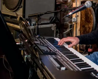 Sofia Live Band™