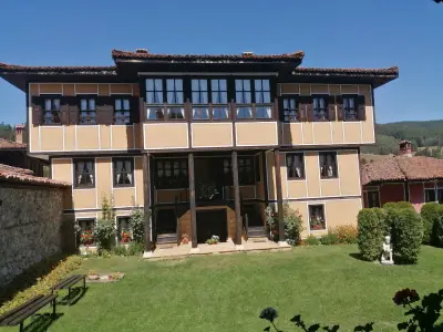 Nenchova Guest House