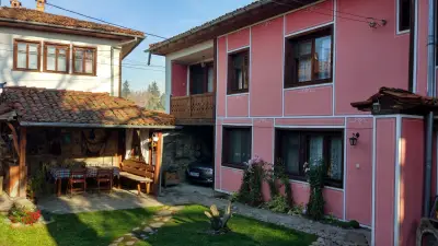 Nenchova Guest House