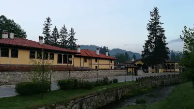 Nenchova Guest House