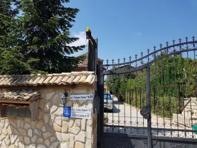 Ренессанс Интер - лечение на алкохолизъм, наркомании и зависимости