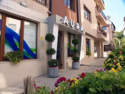 Международен Медицински Център АУРА