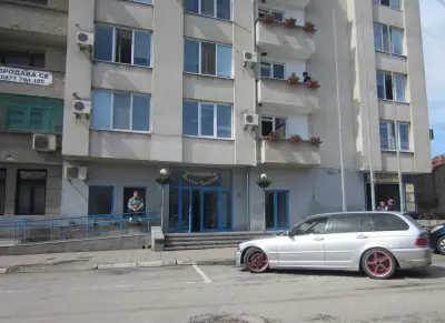 ПЪРВИ МАЙ