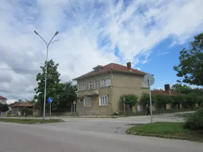 ПЪРВИ МАЙ