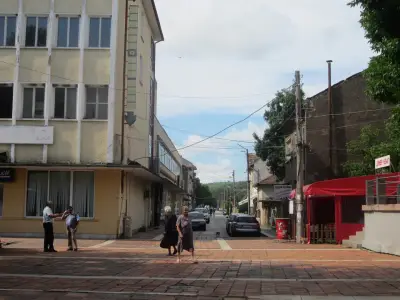 ПЪРВИ МАЙ