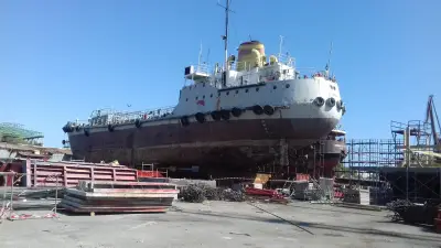 Бургаски корабостроителници