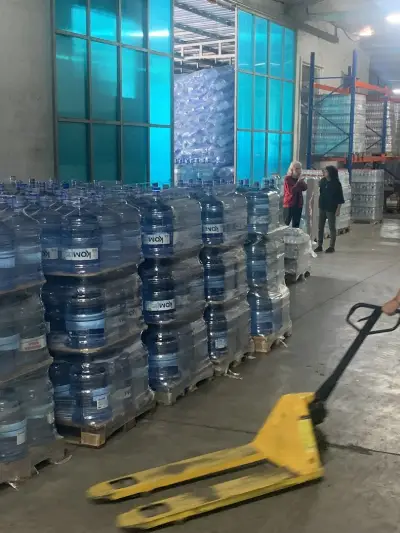 Натурална минерална вода КОМ