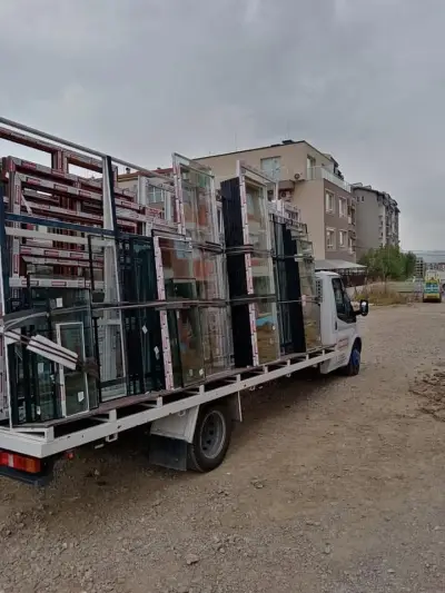 "Chukurovi & Co" - Hammer Plast