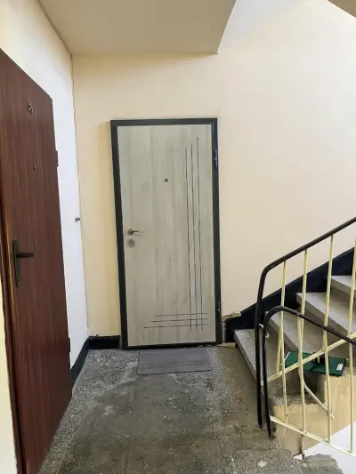 ВРАТИ ПАПРИКОВ