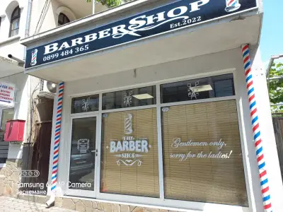 Barber shop by Alishan